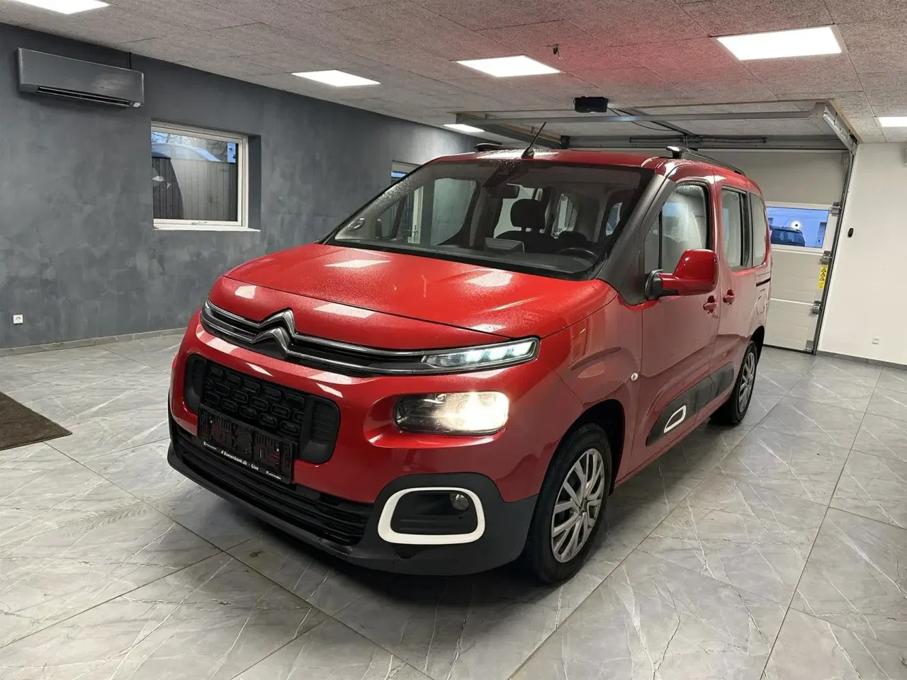 Billede 2 - Citroën Berlingo 1,5 Blue HDi Iconic start/stop 100HK