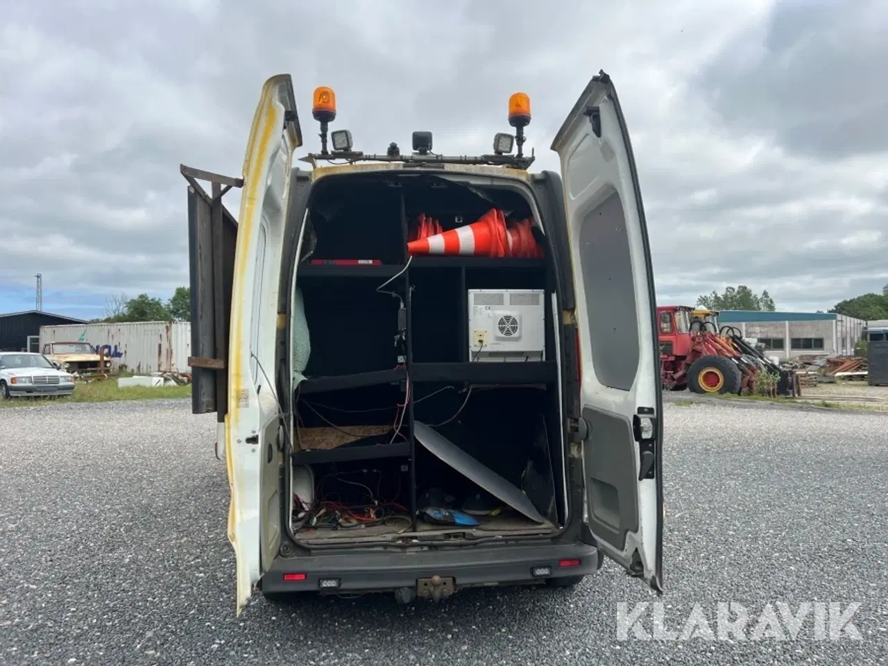 Billede 12 - Ledsagerbil Renault Trafic 2.0 DCI 115