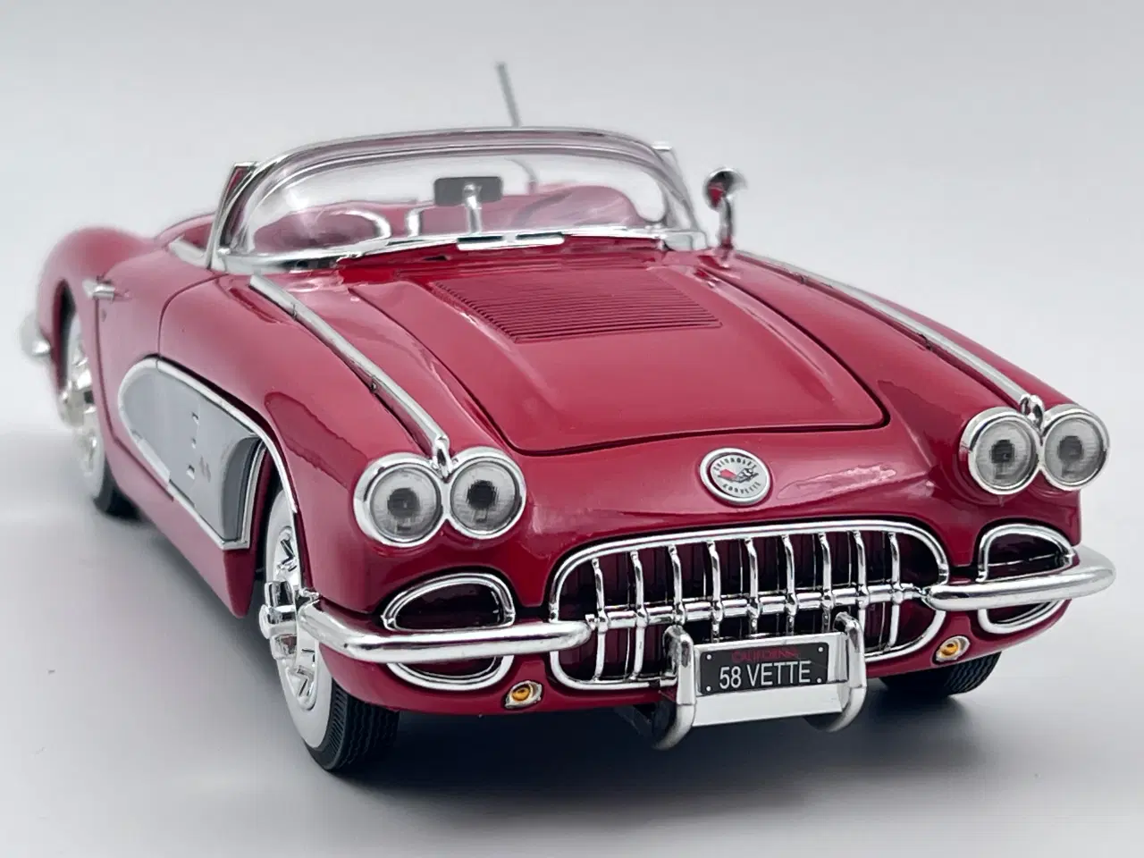 Billede 8 - 1958 Chevrolet Corvette 1:18 