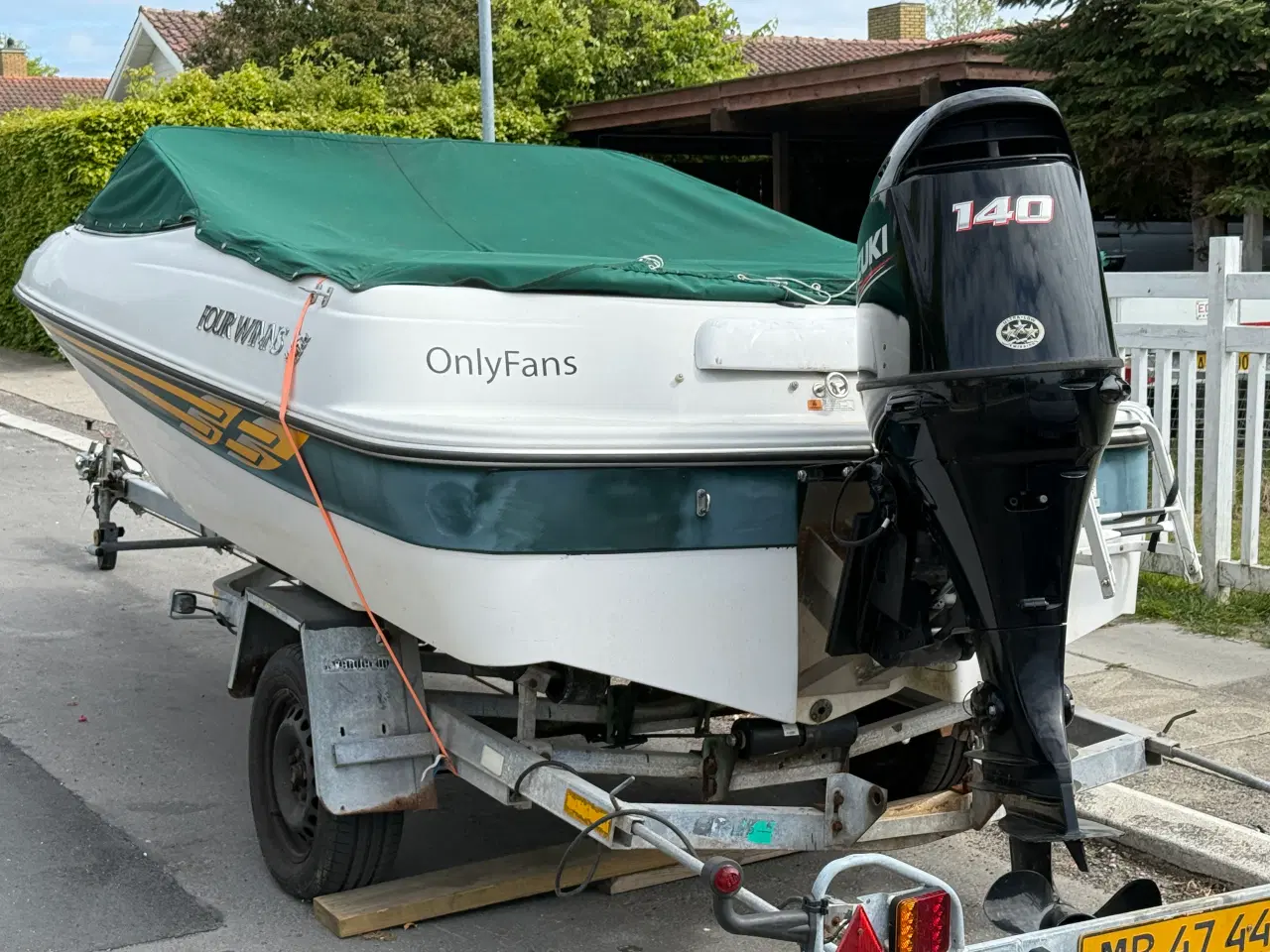 Billede 2 - Ny 140 HK Suzuki motor med båd, havneplads og trai