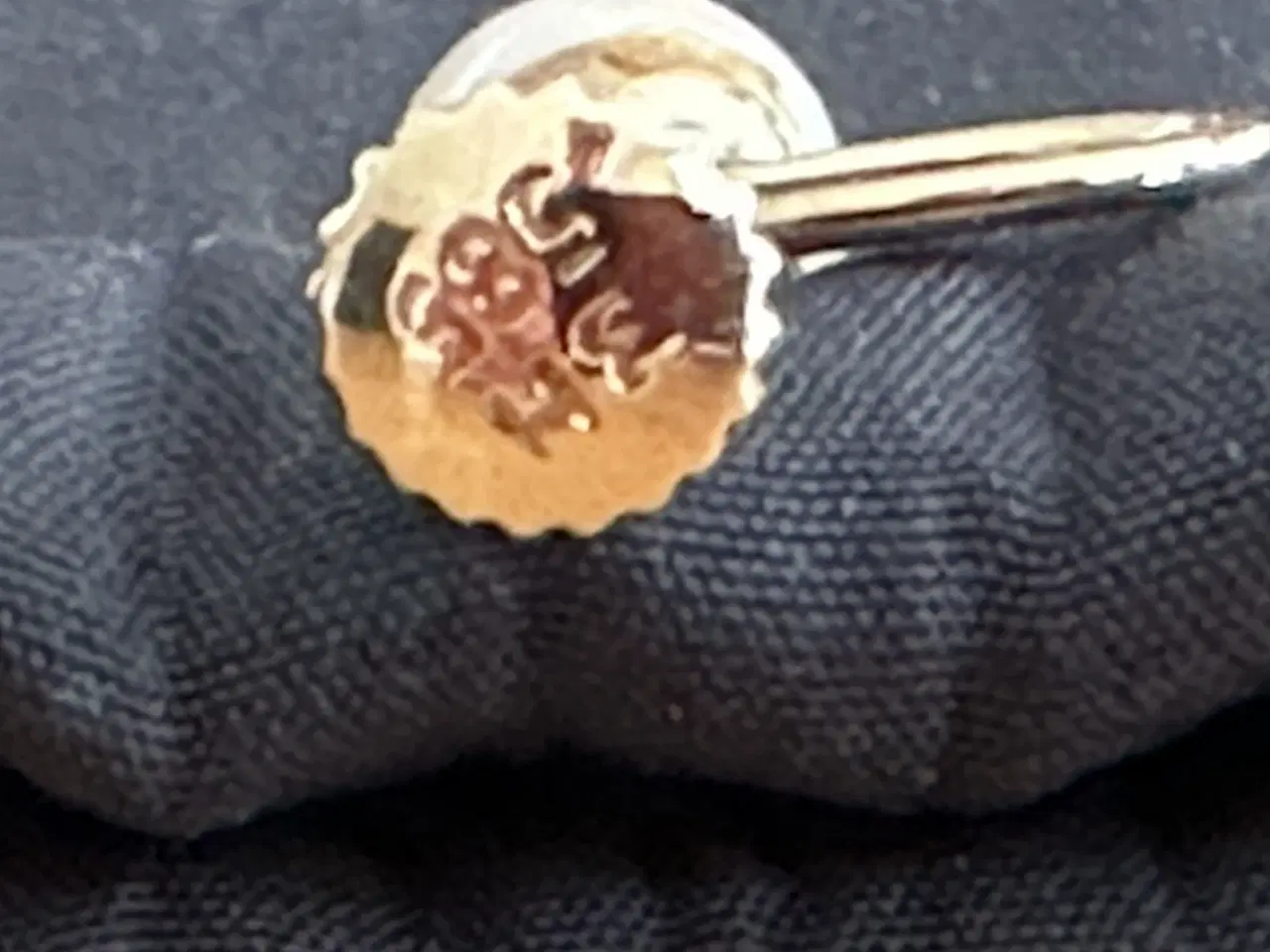 Billede 5 - Hermann Siersbøl - Par øreskruer af 14 kt. Guld