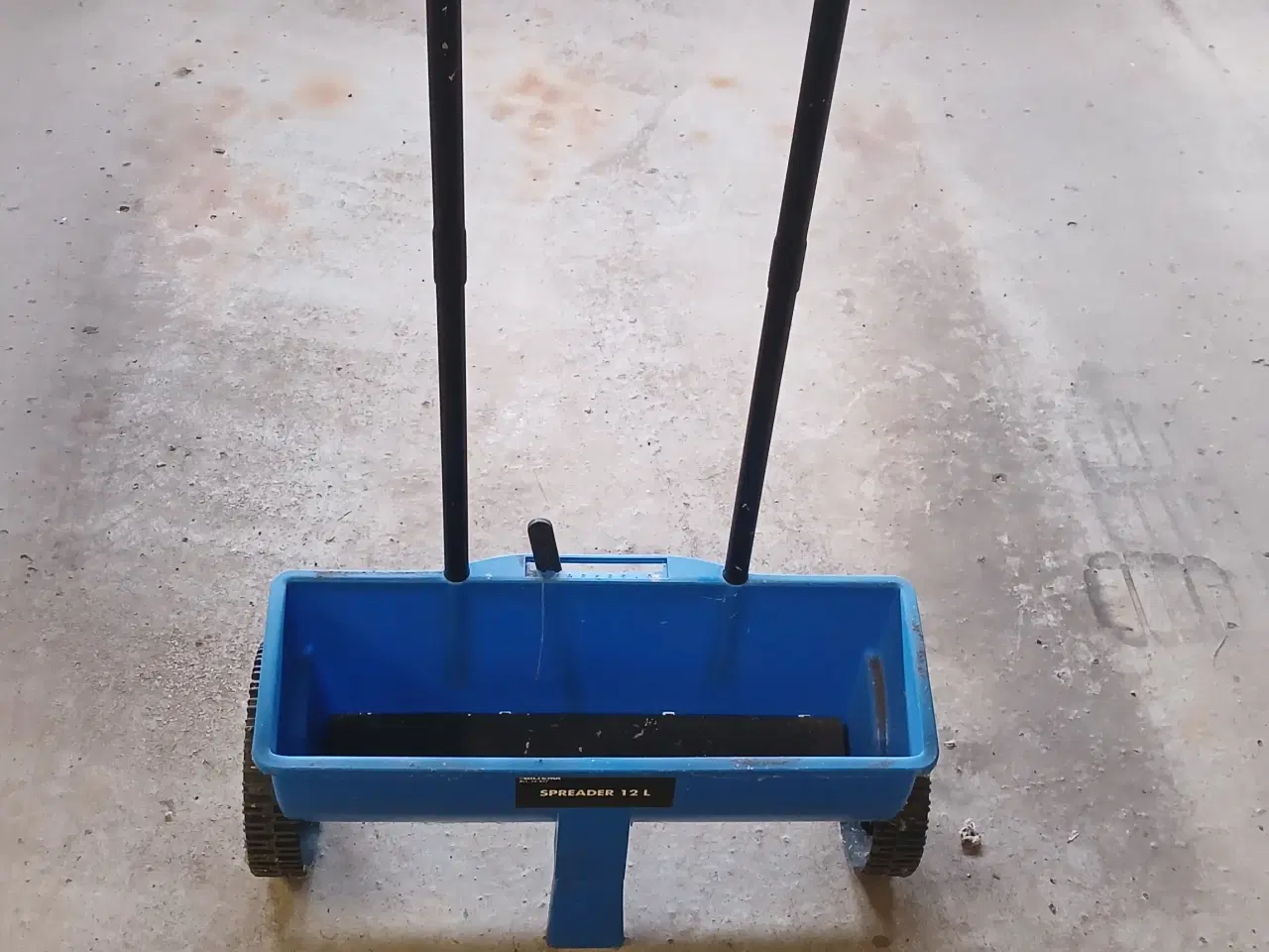 Billede 2 - Spredervogn til frø,gødning