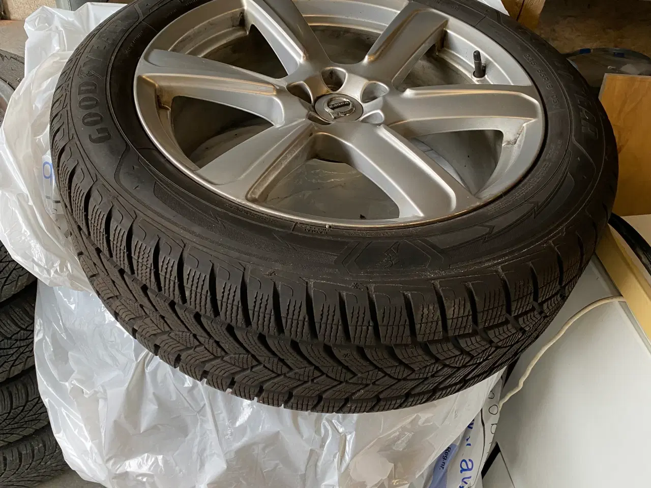 Billede 3 - 19" Originale Volvo XC90 vinterhjul