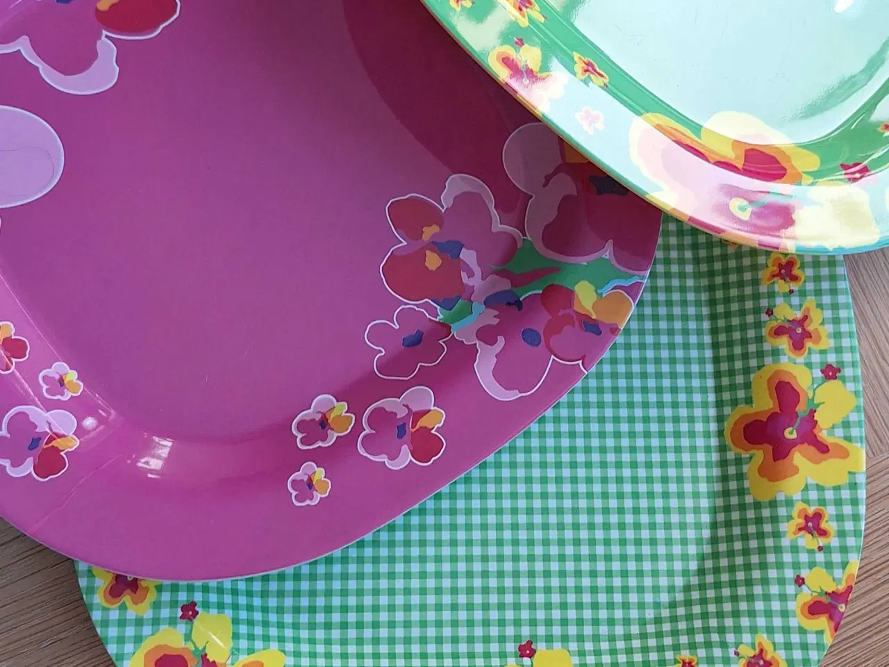 Billede 7 - Melamin tallerkener 