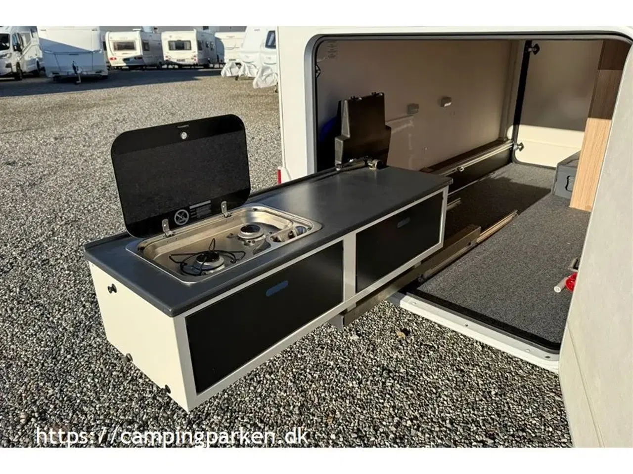 Billede 17 - 2021 - SunLight I 69 L   Velholdt autocamper med queens bed, meget udstyr og automatgear