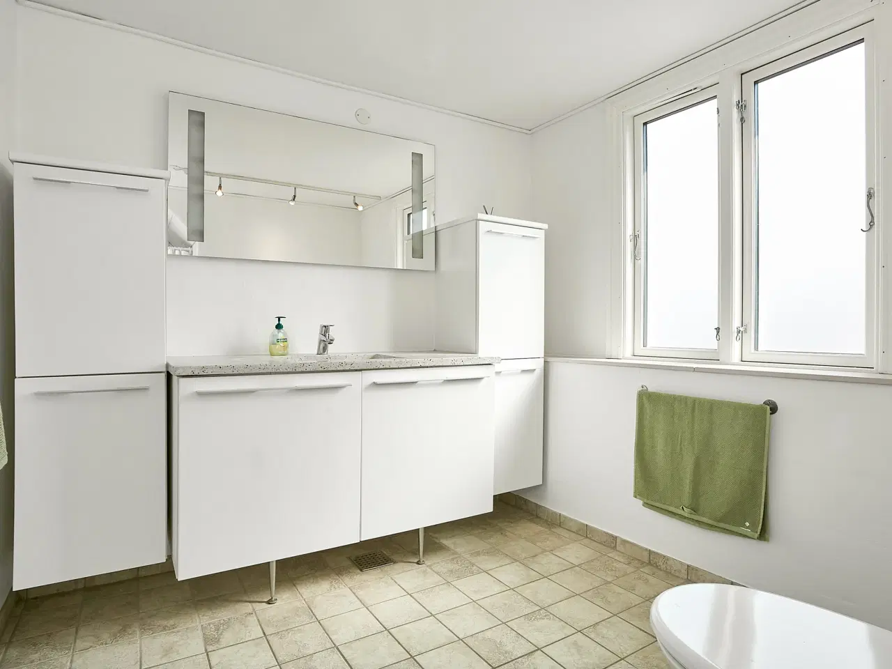 Billede 16 - Indflytningsklar 130m2 lejlighed med tagterrasse