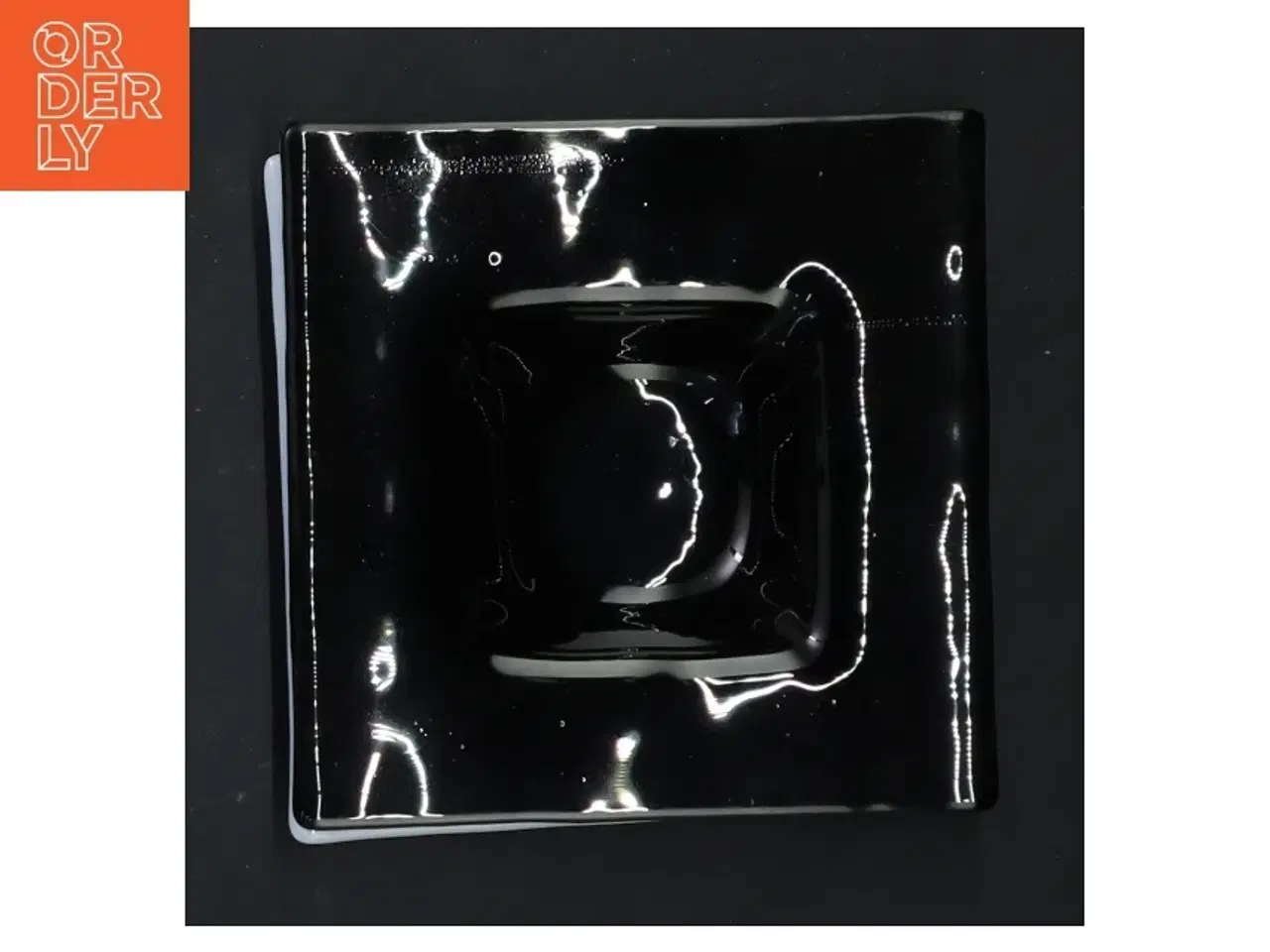 Billede 4 - To firkantede glas skåle (str. 10x10 cm)