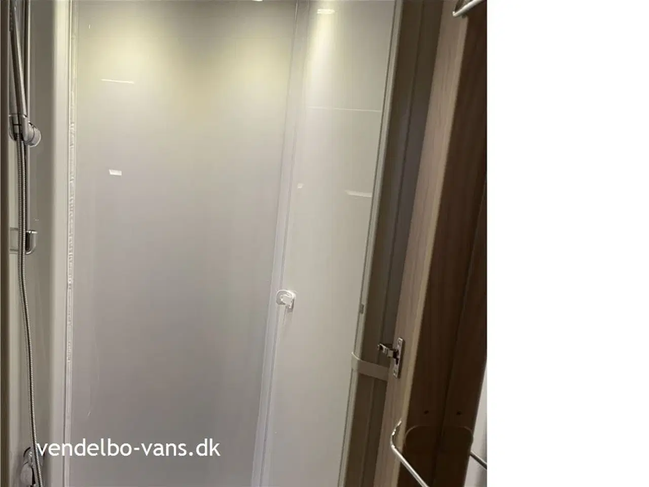 Billede 18 - 2024 - SunLight T 67   Enkeltsenge + hæve/sænkeseng 5.S. sele plads