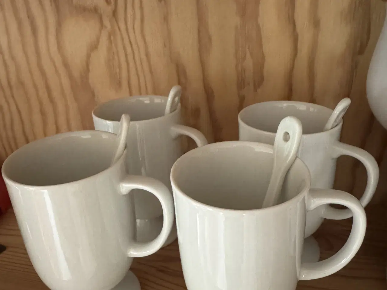 Billede 2 - 4 flotte og helt intakte irish coffee krus incl te