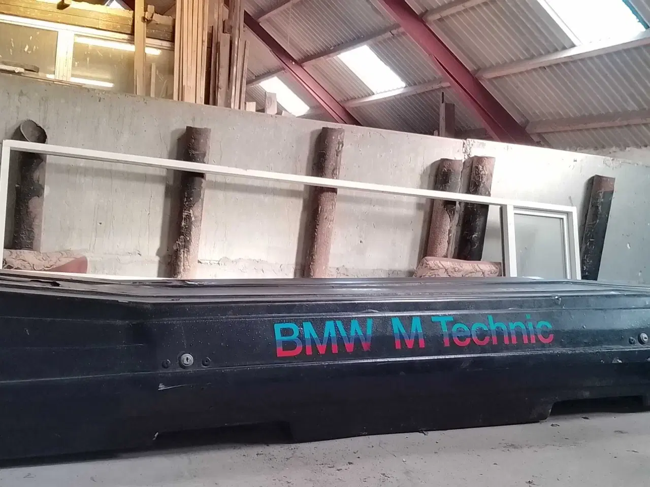 Billede 2 - Smal sort tagboks