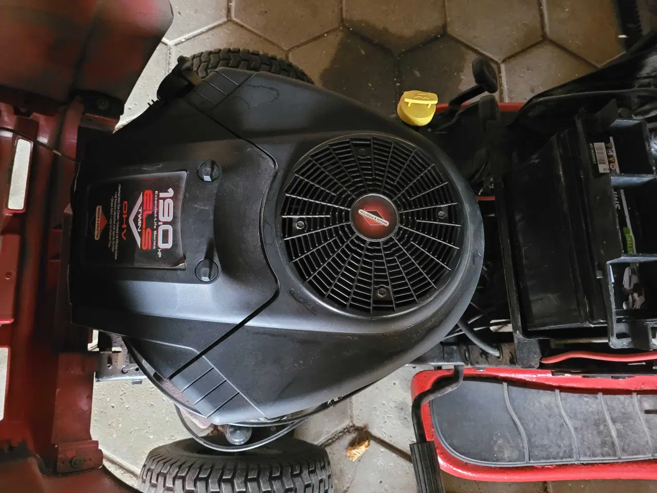 Billede 6 - Stor 2 cylinder motor, 48" klipper 