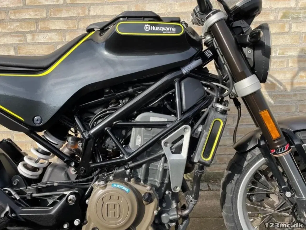 Billede 7 - Husqvarna Svartpilen 401
