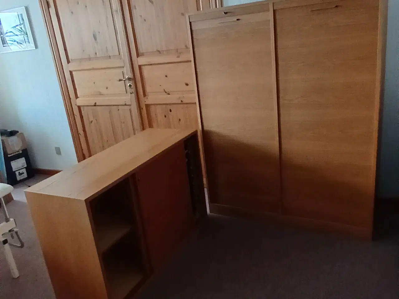 Billede 1 - Kontorskab i to dele