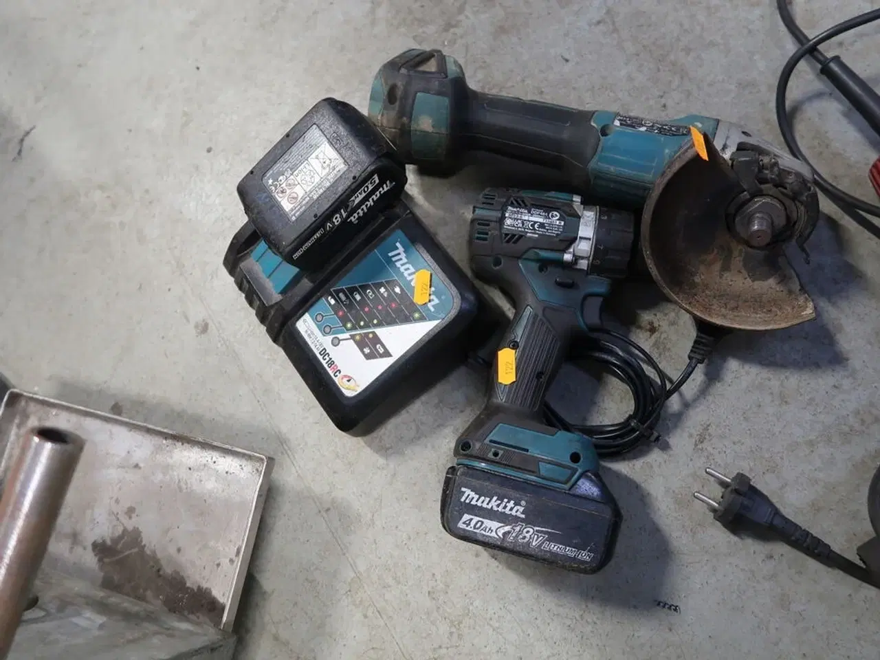 Billede 5 - 2 stk. akku håndværktøj MAKITA med 2 stk. batterier og lader samt vinkelsliber