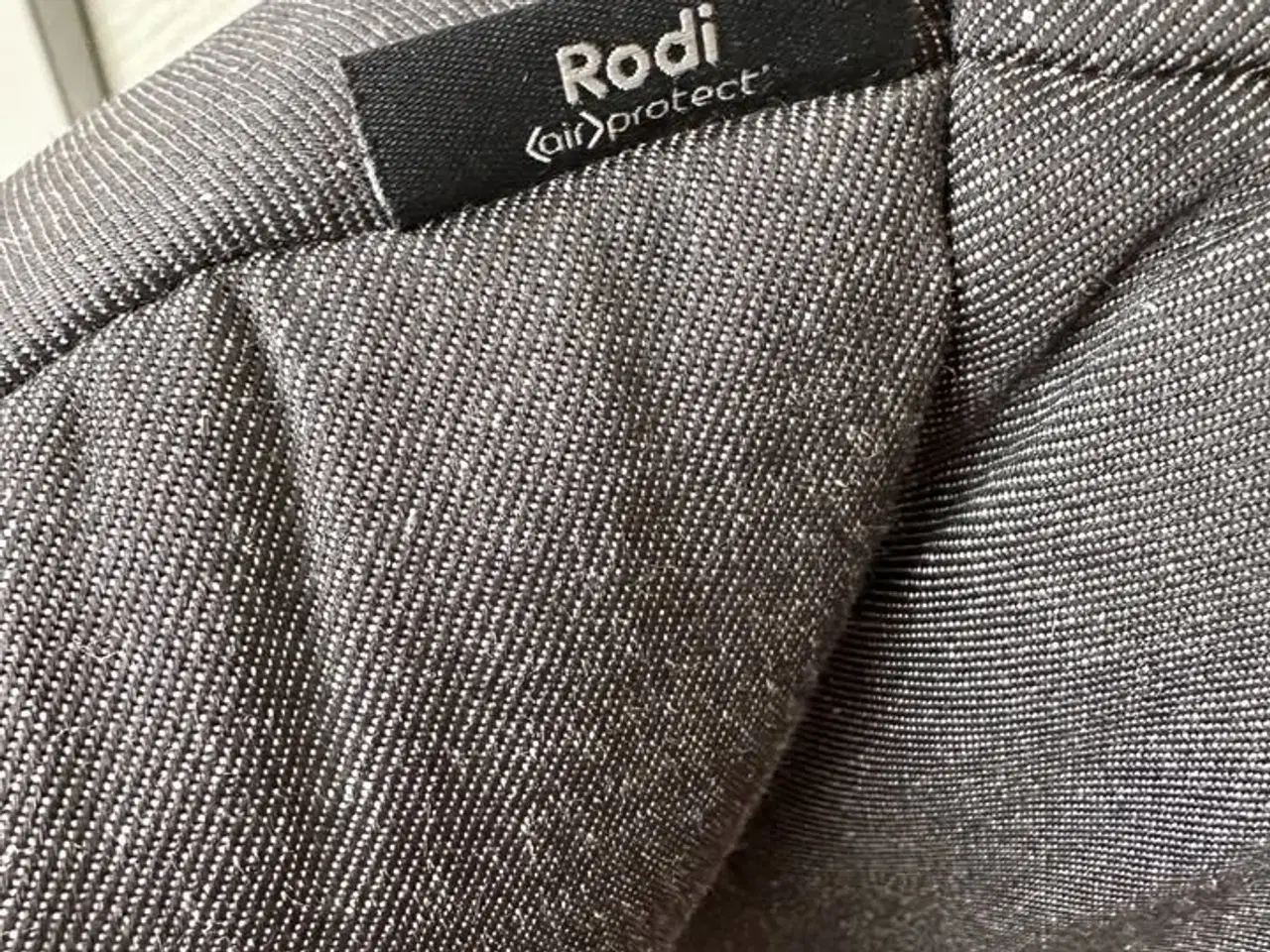 Billede 4 - 2 stk Maxi Cosi Rodi autostole 15-36kg