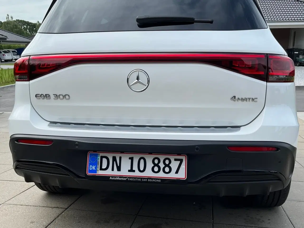 Billede 4 - Mercedes EQB300  AMG Line 4Matic