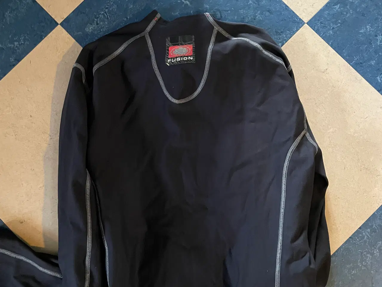 Billede 4 - Fusion vinter t shirt