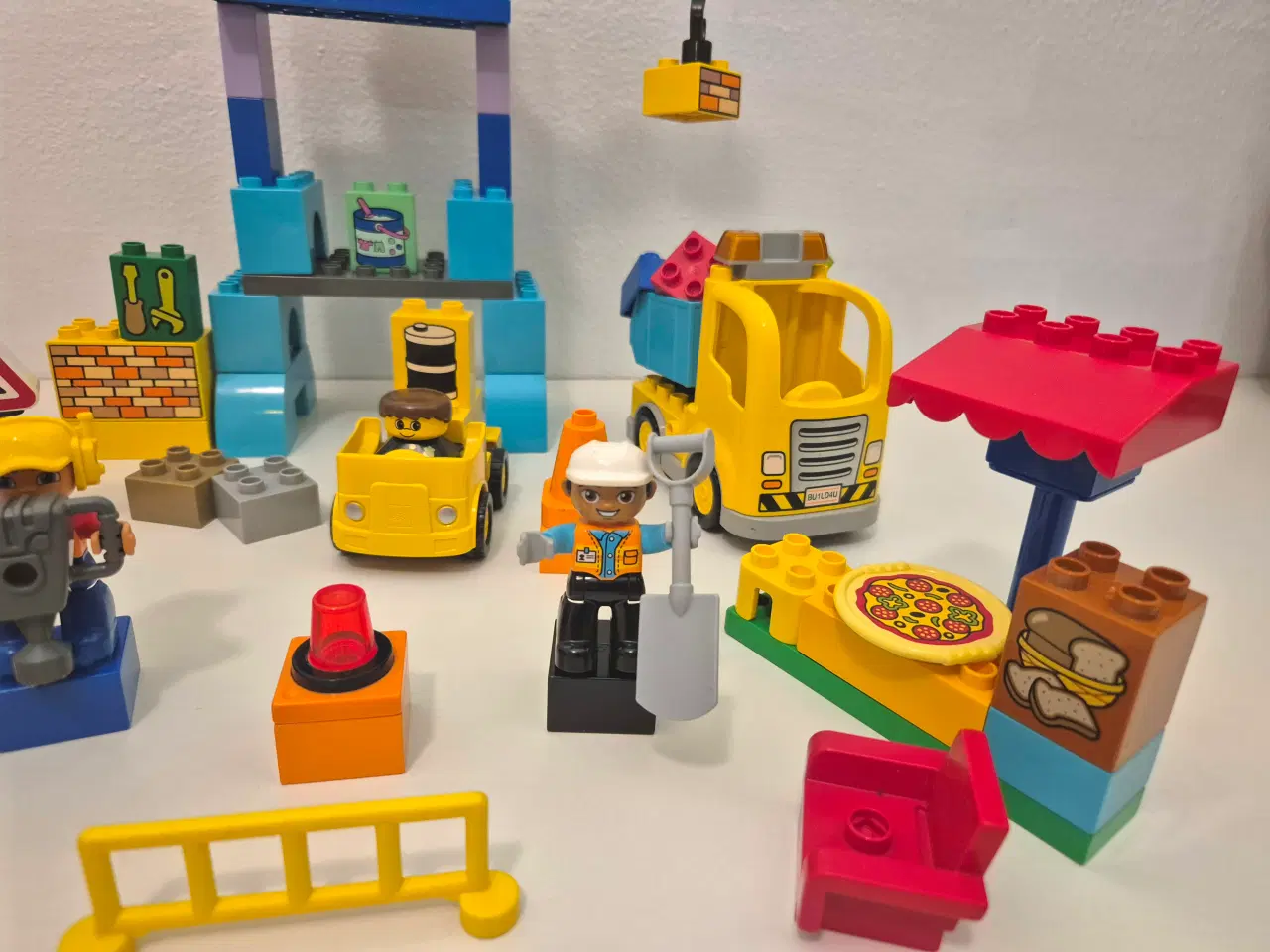 Billede 3 - Duplo Byggeplads,Gravemaskine på larvefødder, Køre