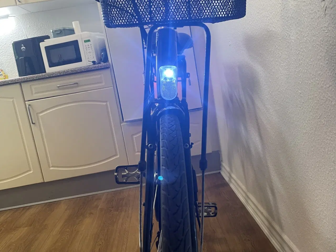 Billede 5 -  flot x-zite dame elcykel 28"  7 gear.