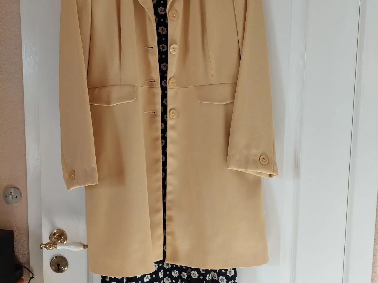 Billede 1 - Lang Kjole m Habit Jakke 