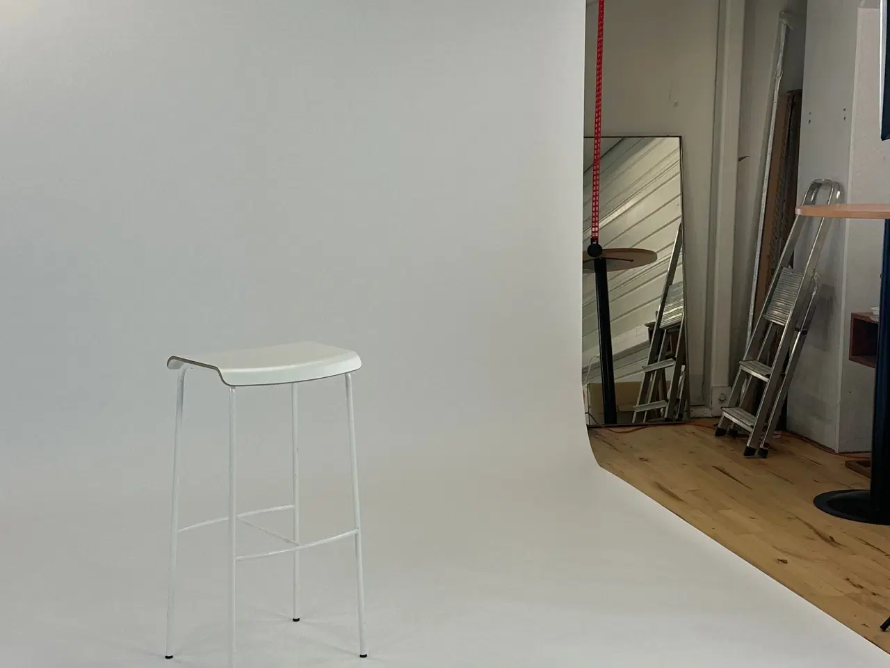 Billede 9 - Magnus Olesen Pause Bar Chair Barstol – Hvid SH 82 cm