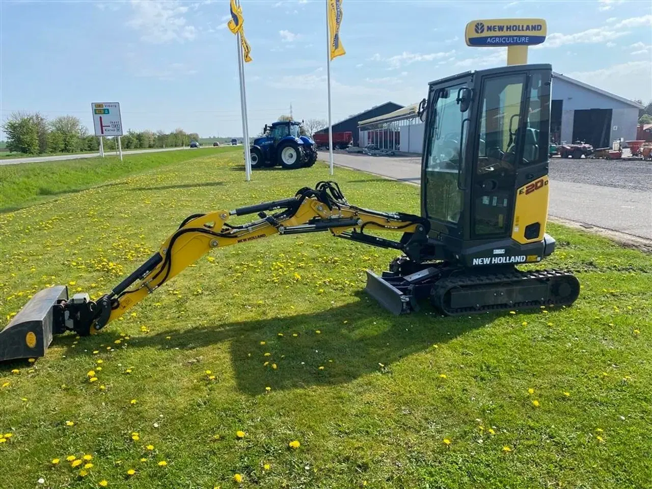 Billede 6 - New Holland E20D City bom