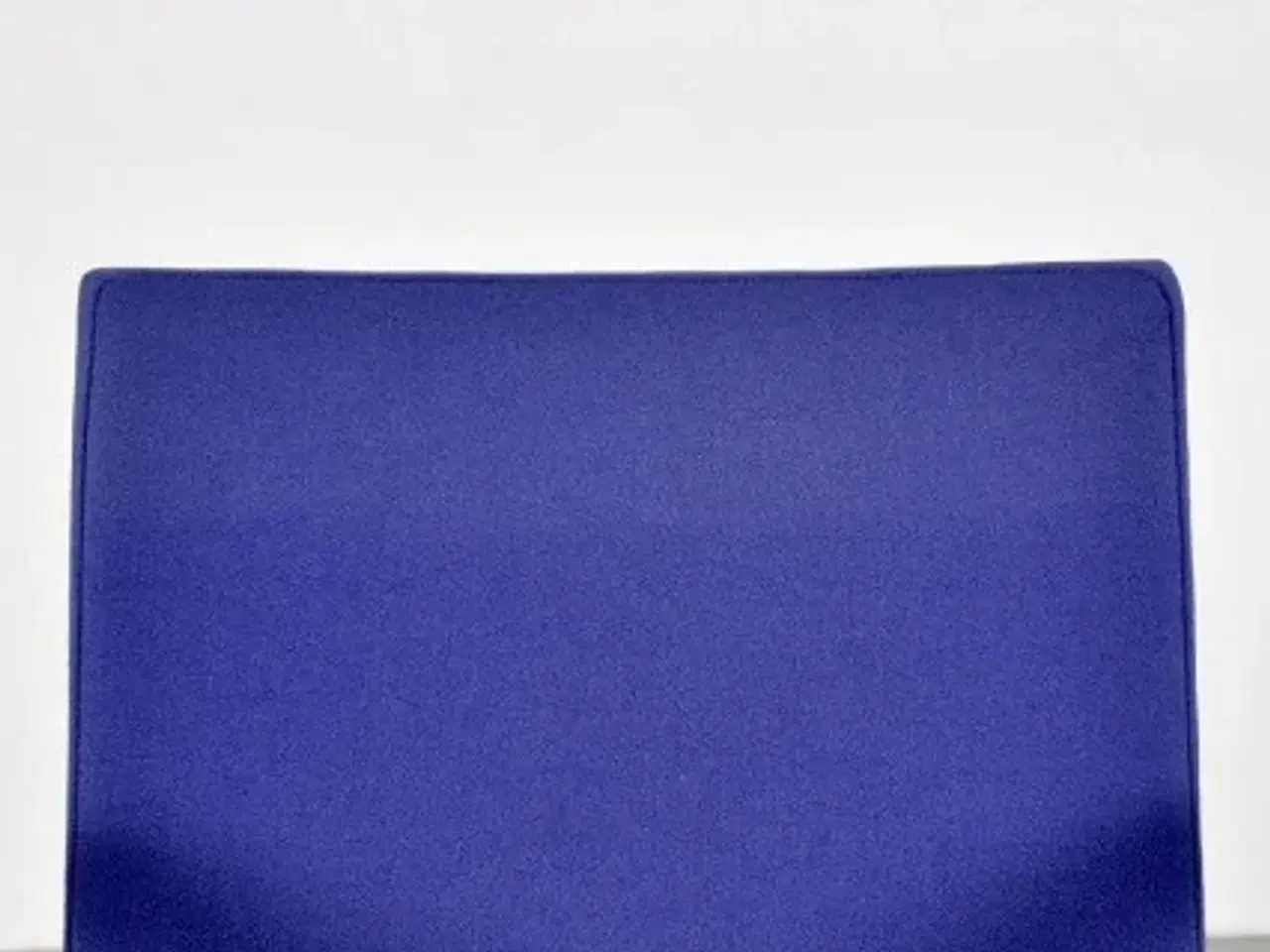 Billede 6 - Efg konferencestol i ahorn med blålilla polster og armlæn
