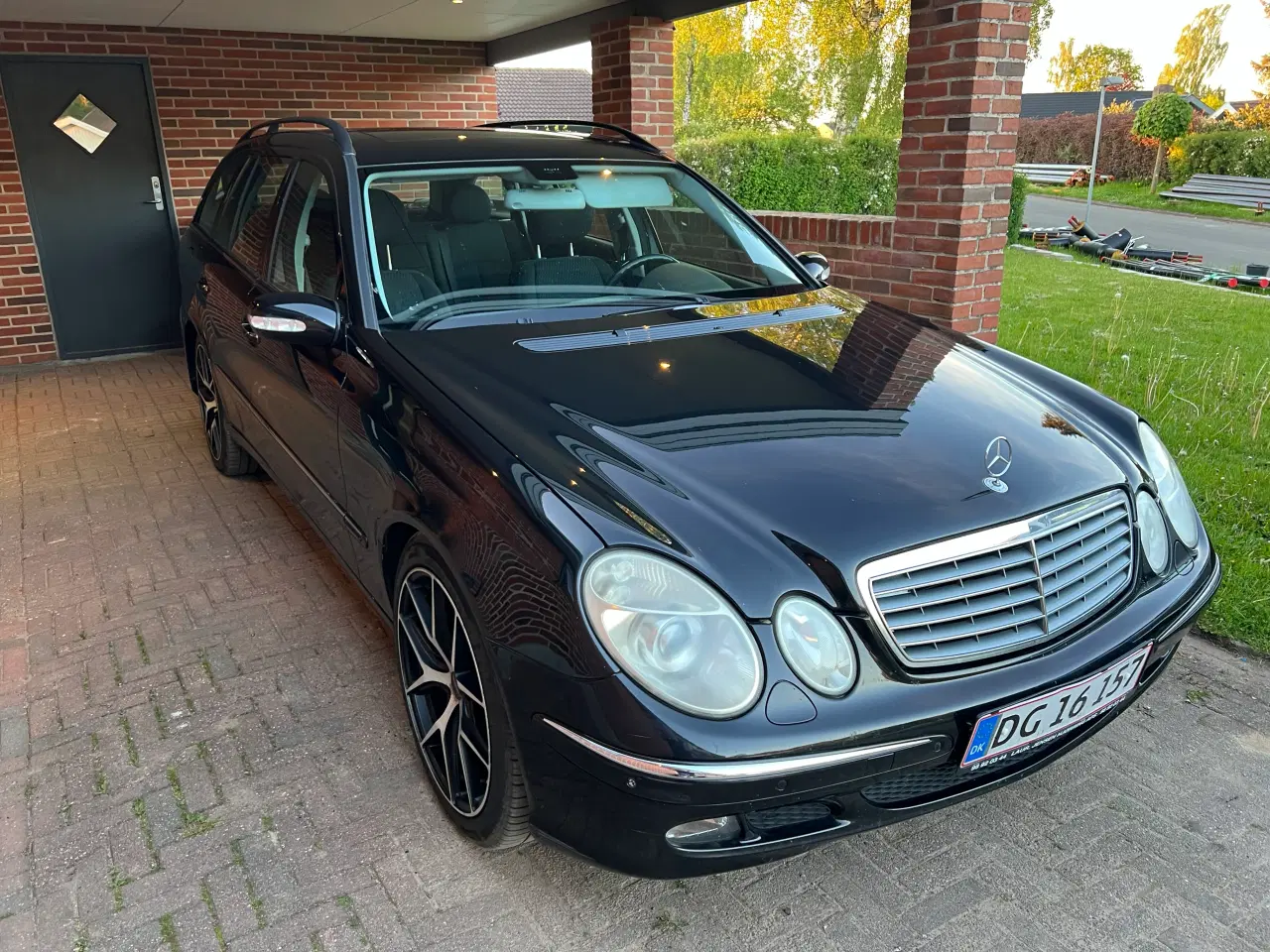 Billede 1 - Fin Mercedes E280 sælges