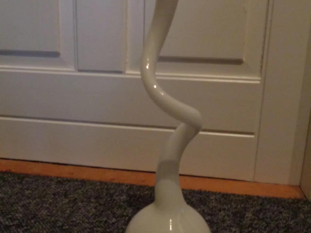 Billede 2 - Snoet vase 