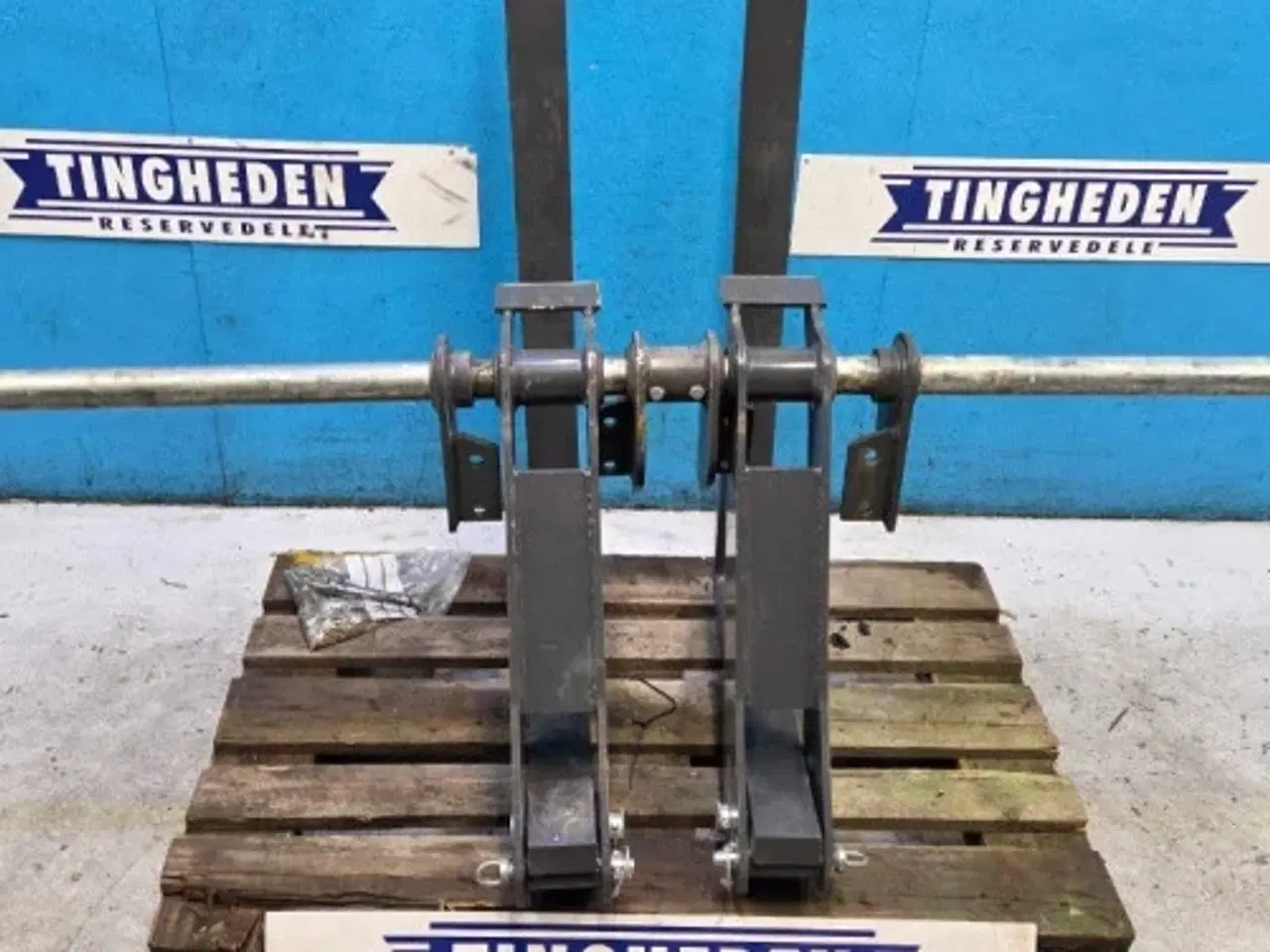 Billede 2 - New Holland B115C Pallegafler Kit 87310367