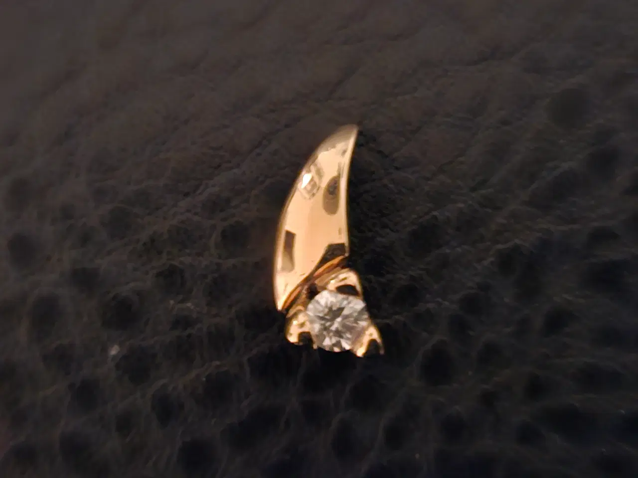 Billede 1 - Brillant 0.16 ct. Vedhæng Royal Art