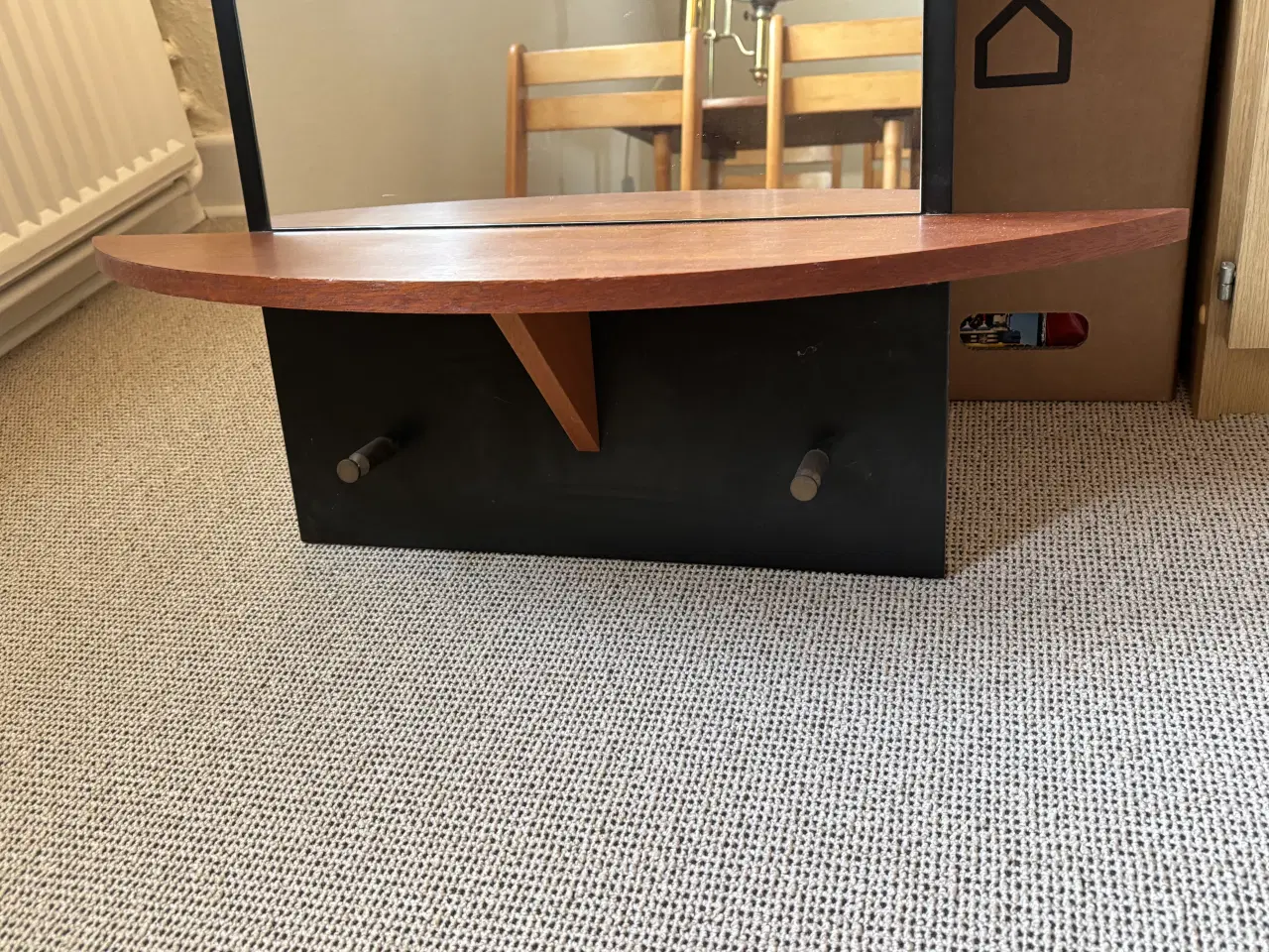 Billede 3 - Entre spejl med knag og LED lys i kirsebær