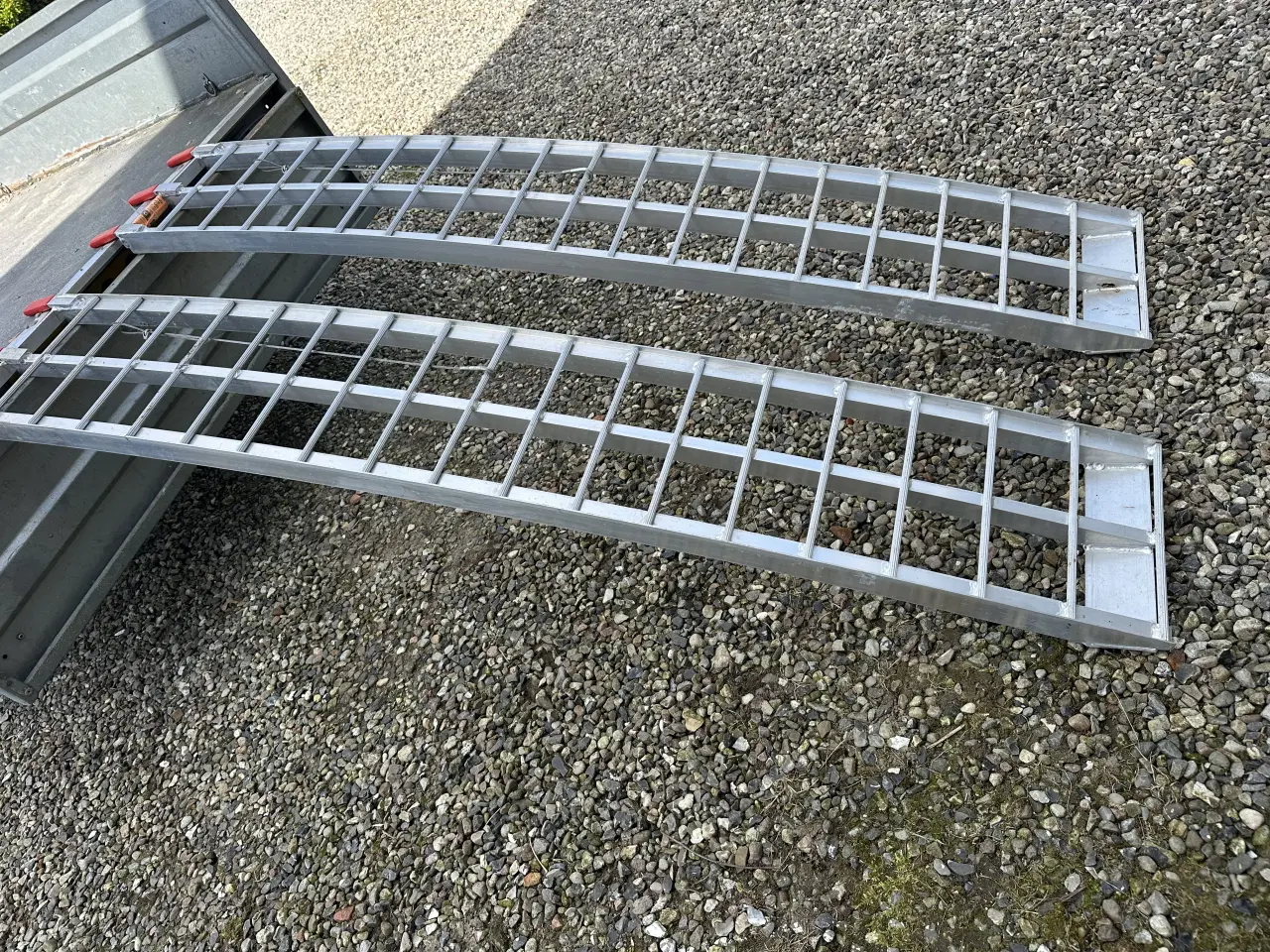 Billede 5 - Aluramper/slisker 2 stk. Nye