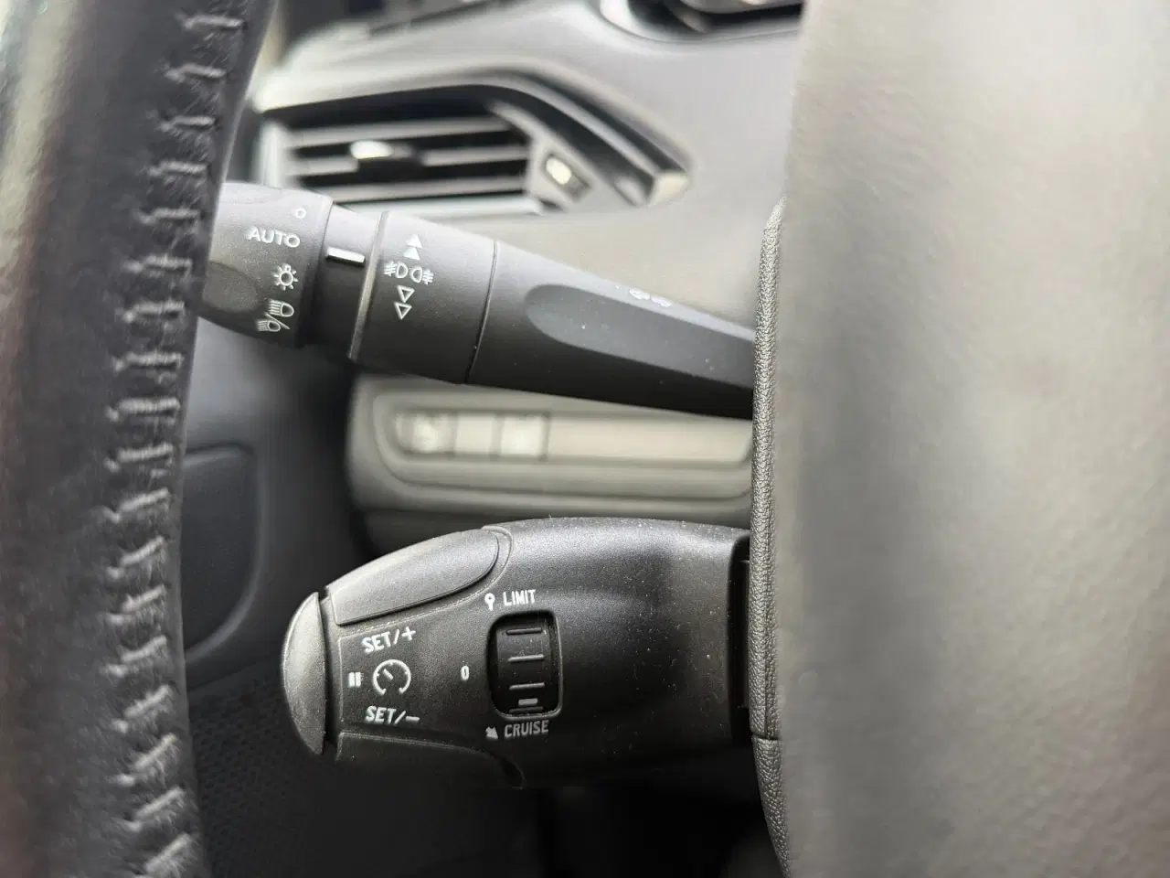 Billede 12 - Peugeot 208 1,5 BlueHDi 100 Allure Sky