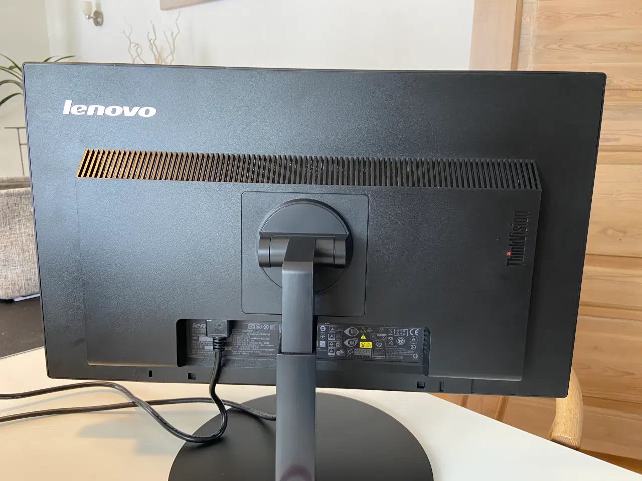 Billede 9 - Lenovo ThinkVision T2324 skærm 23"