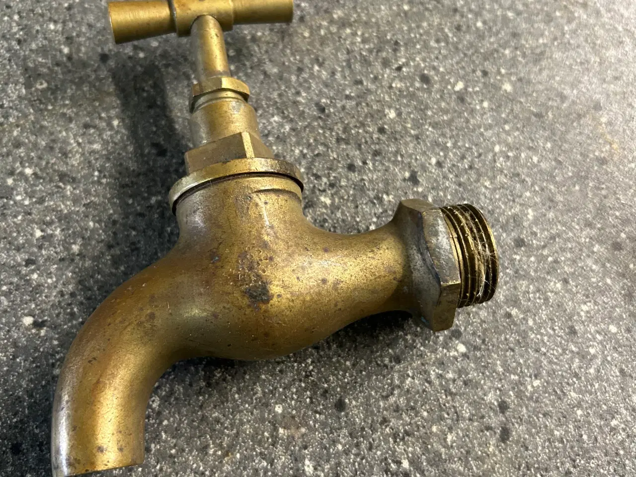 Billede 1 - Messing retro 3/4” vandhane m. patina