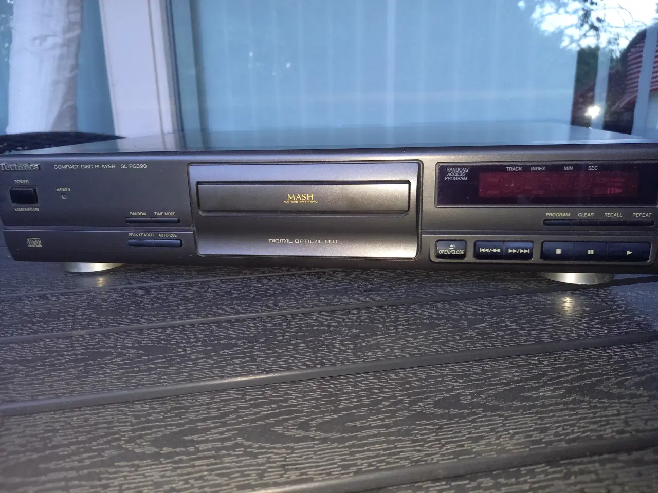 Billede 11 - Technics CD afspiller SL- PG390