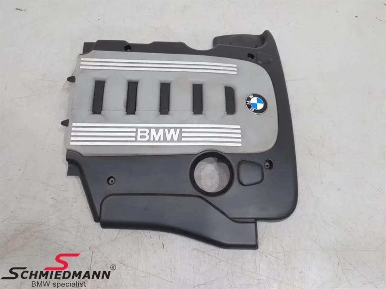 Billede 2 - Afdækning plast over motor/ventildæksel B11147807240 BMW E65 E60 E66 X3 (E83) E61 X5 (E70) E60LCI E61LCI X6 (E71)