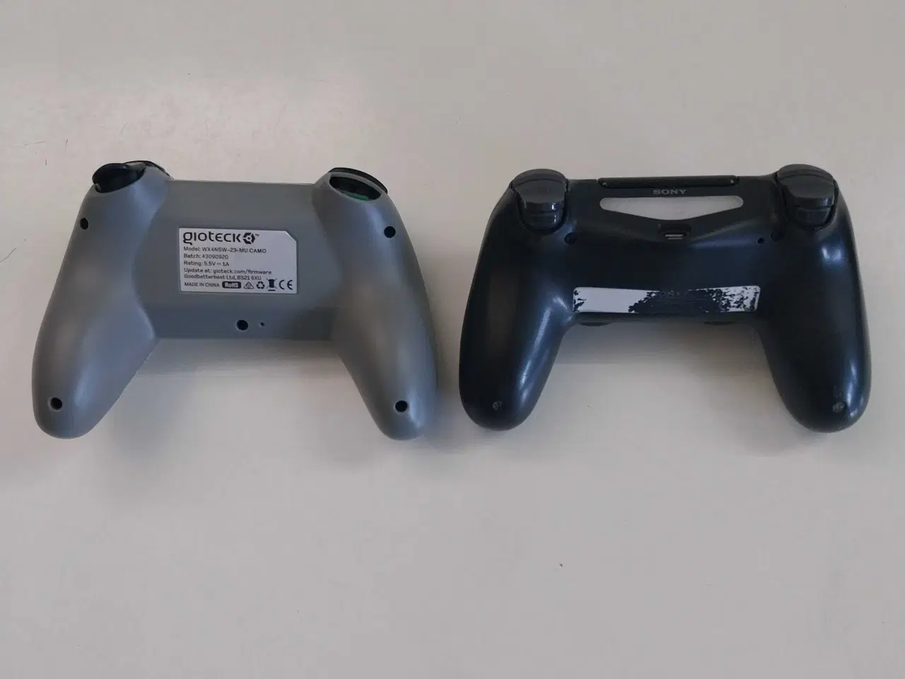 Billede 5 - Playstation controllere 2 stk 