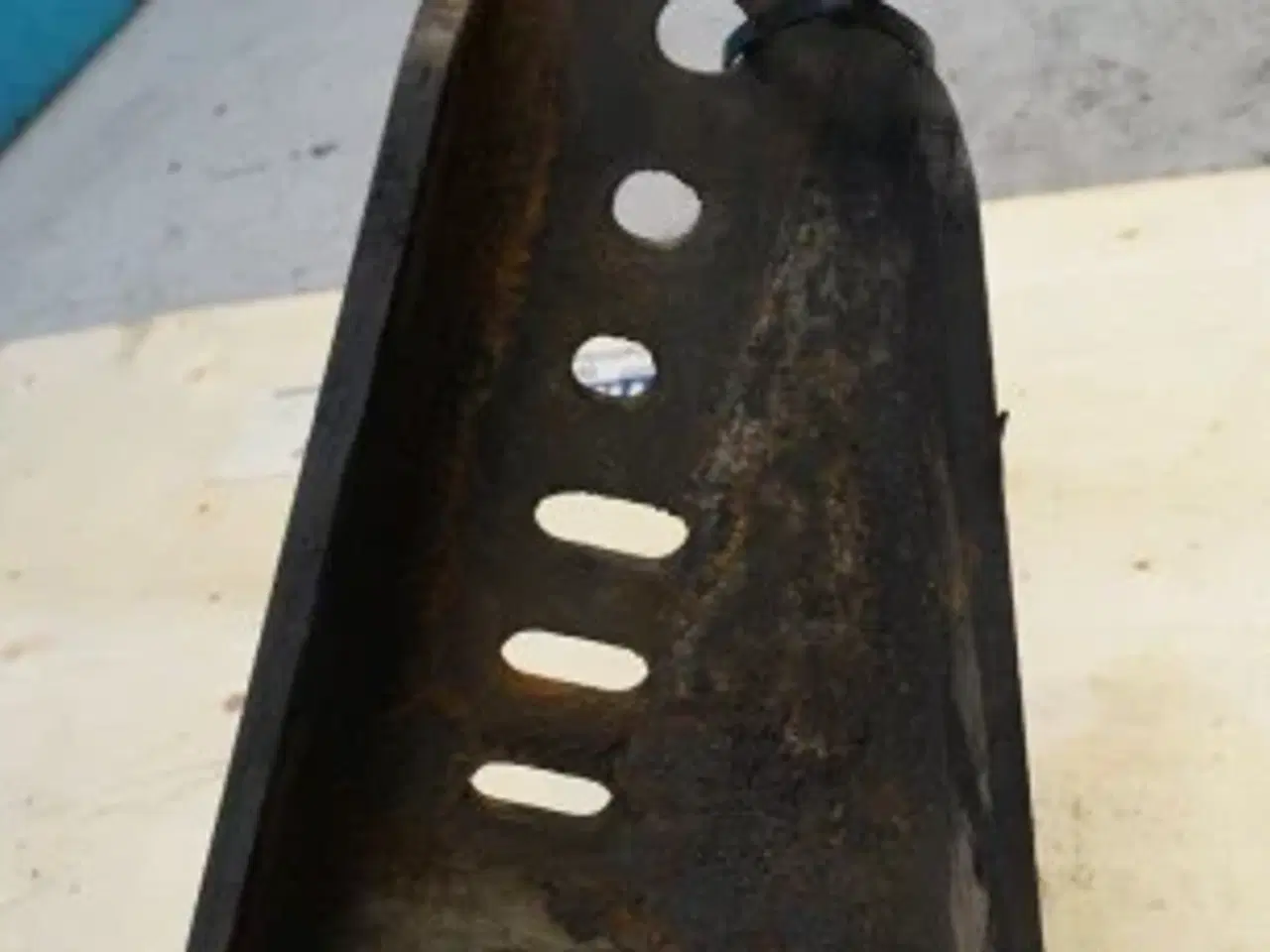 Billede 10 - Case Maxxum 115 R.H. Skærmbeslag 87748075