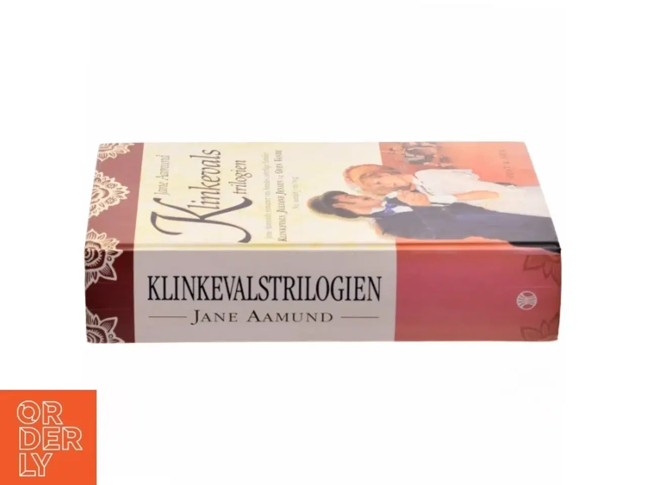 Billede 2 - Klinkevalstrilogien : Klinkevals, Juliane Jensen, Oven vande af Jane Aamund (Bog)