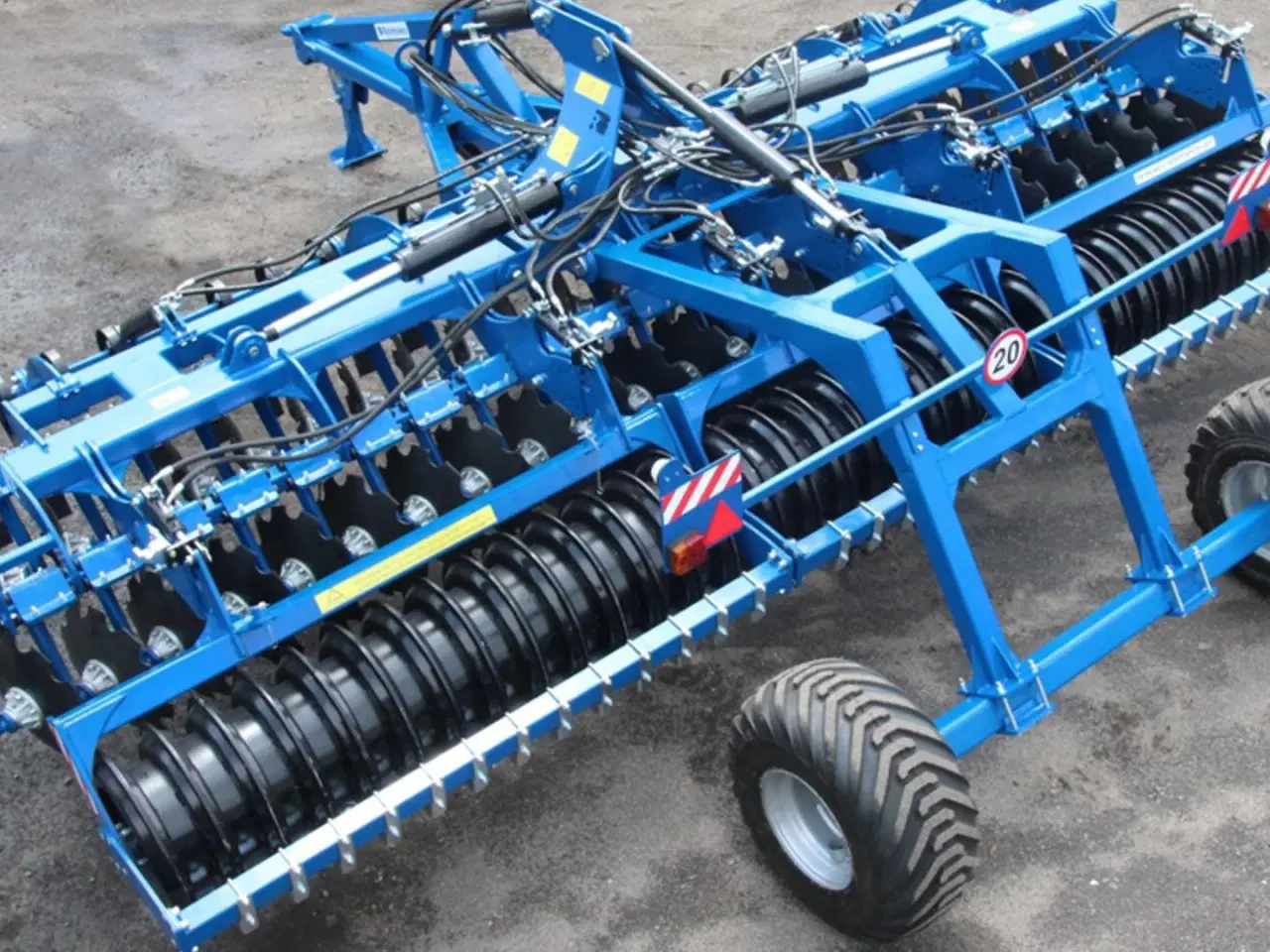 Billede 4 - Rolmako Jordbearbejdning