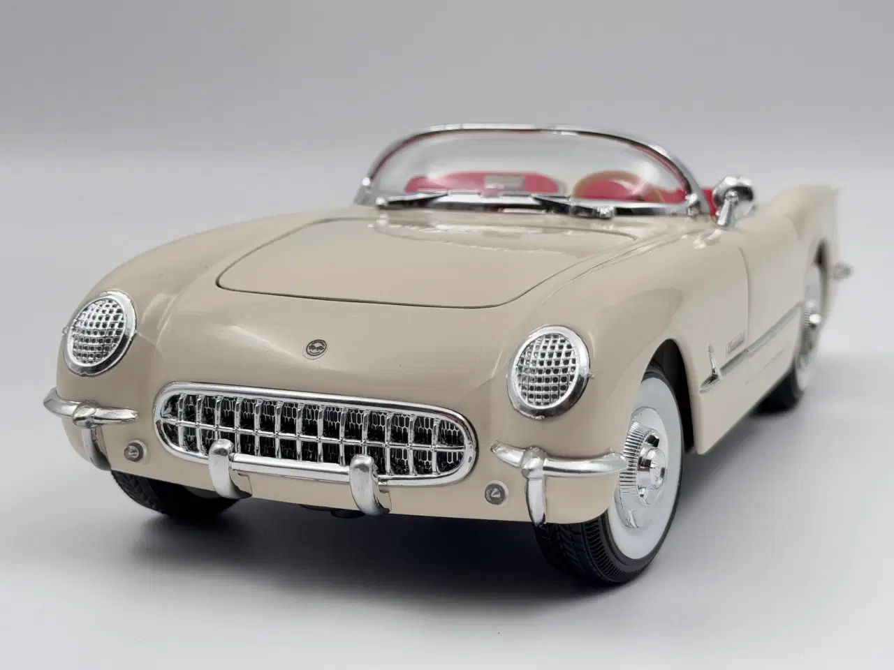 Billede 6 - 1953 Chevrolet Corvette Convertible 1:18 