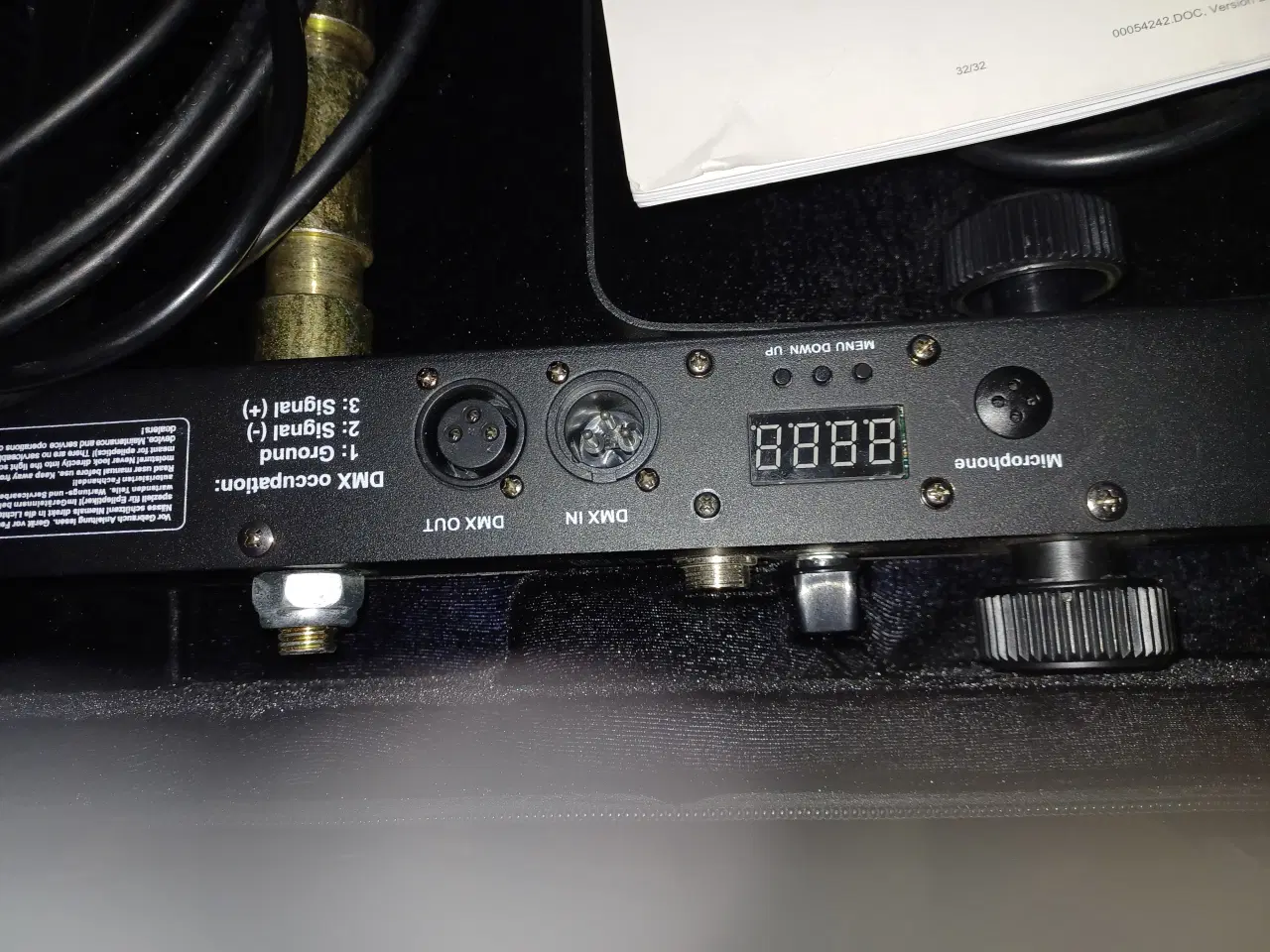 Billede 3 - DJ udstyr, med mixer, forstærker og højtaler og ly