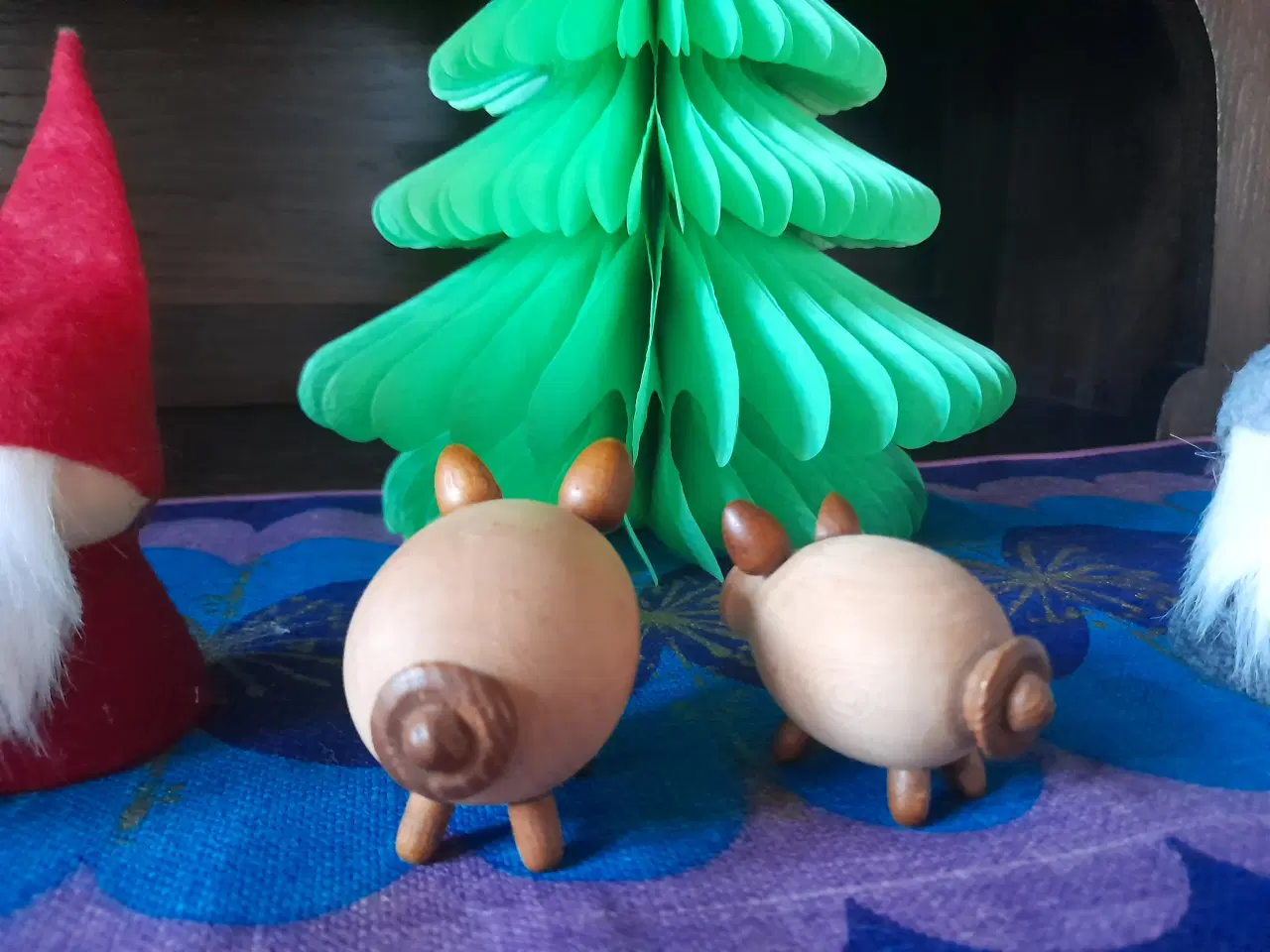 Billede 5 - Julepynt i træ.