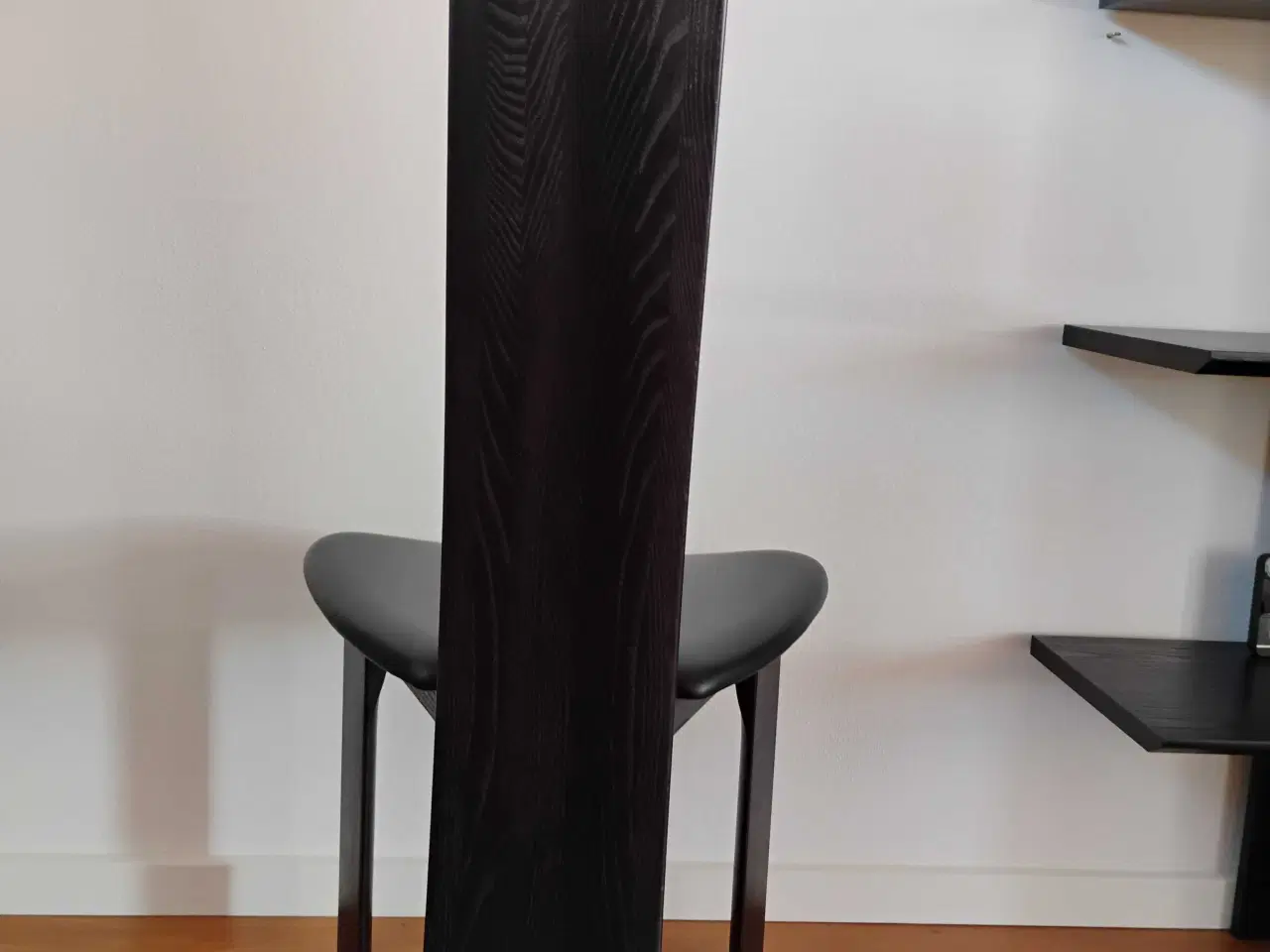 Billede 2 - Tranekær "Iris" stol m sort læder 