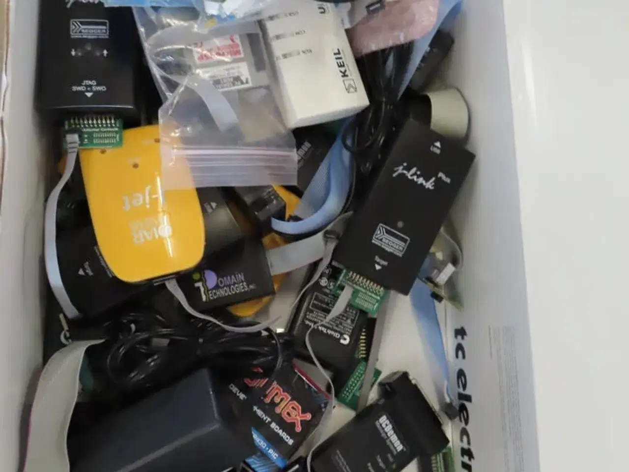 Billede 3 - Palle med rester fra TC ELECTRONIC
