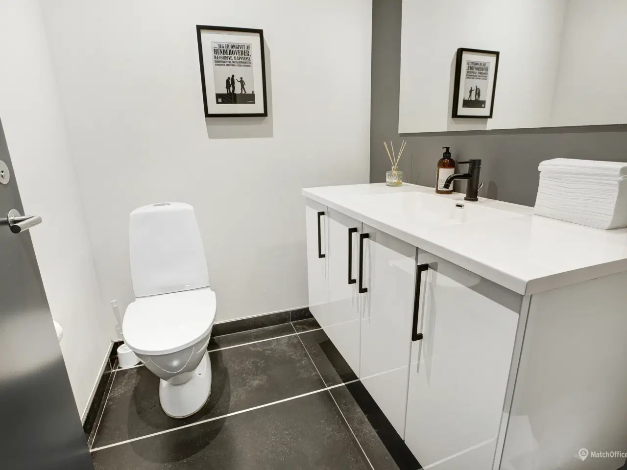 Billede 18 - Meget indbydende lager og kontor tæt på lufthavnen