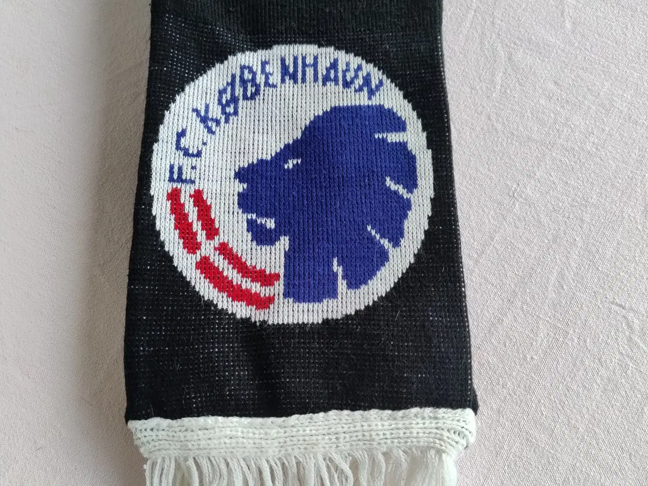 Billede 1 - FCK halstørklæde eller souvenir 