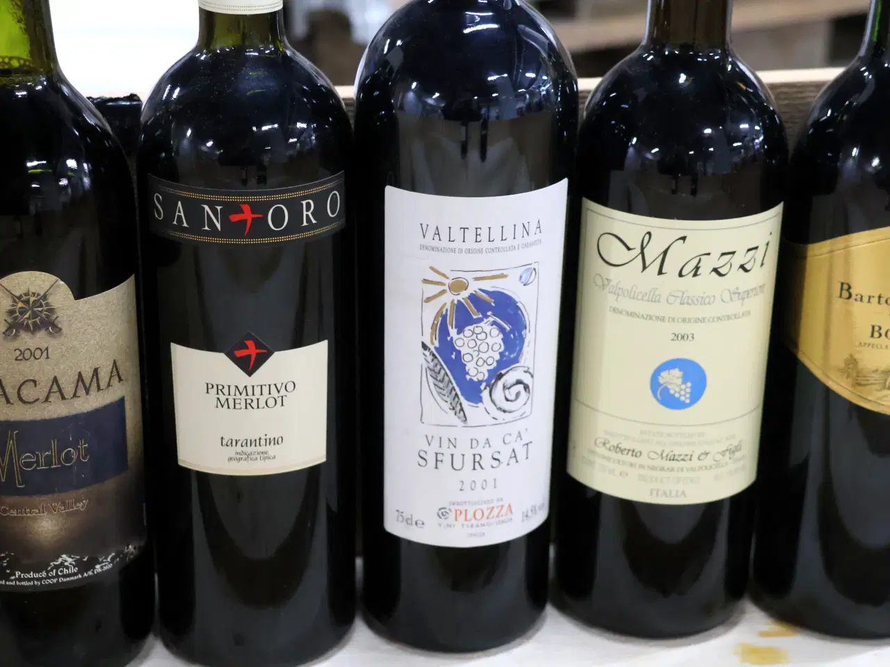 Billede 4 - 68 Flasker div vine.